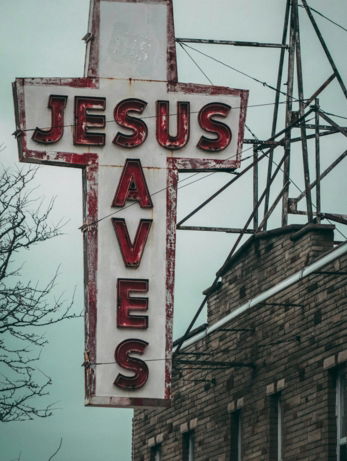 a-sign-that-is-on-the-side-of-a-building.jpg a sign that is on the side of a building